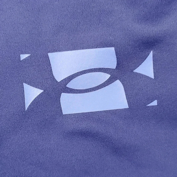 Under Armour Hoodie - Picture 11 of 13